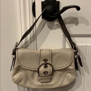 Coach shoulder purse in white